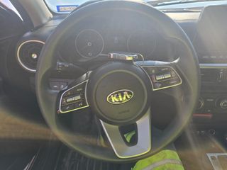 2021 Kia Forte LXS - Interior Steering Wheel With Keys Image